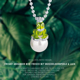 Green Froggy mini Anhänger aus Silber mit Brandlack und weißer Muschelkernperle